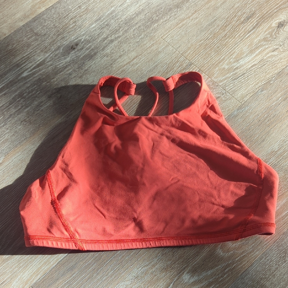 Lululemon free to be bra